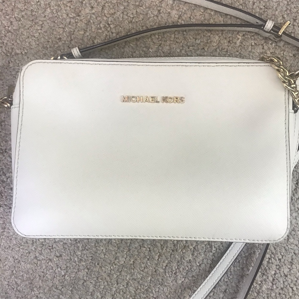 White Michael Kors Crossbody